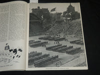 1944 OCTOBER 28 NAVY VS. PENNSYLVANIA FOOTBALL PROGRAM - NICE PHOTOS - J 5762