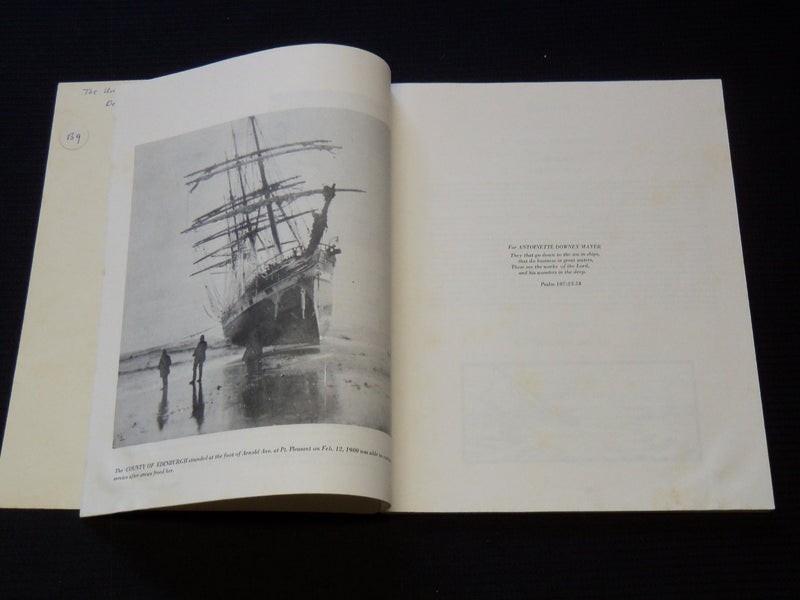 1983 BROKEN SPARS NEW JERSEY SHIPWRECKS INSCRIBED BY LELAND DOWNEY - J 8108