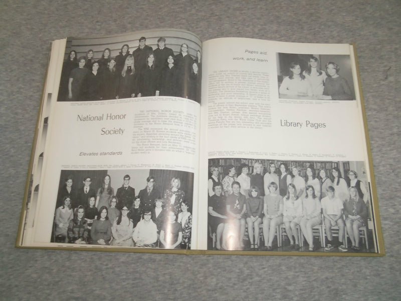 1970 ATODNEM MENDOTA HIGH SCHOOL YEARBOOK - MENDOTA, ILLINOIS - YB 2483