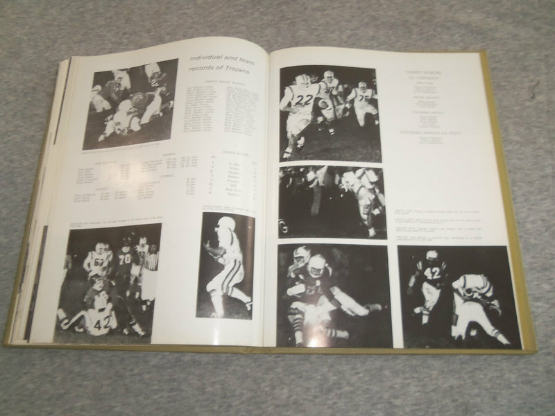 1970 ATODNEM MENDOTA HIGH SCHOOL YEARBOOK - MENDOTA, ILLINOIS - YB 2483