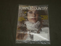 2015 APRIL TOWN & COUNTRY MAGAZINE - RILEY KEOUGH COVER - B 2398