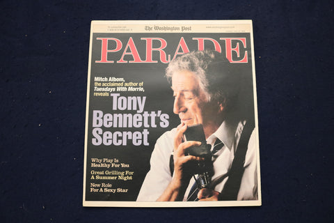 2006 JULY 30 PARADE MAGAZINE - TONY BENNETT COVER - E 18367
