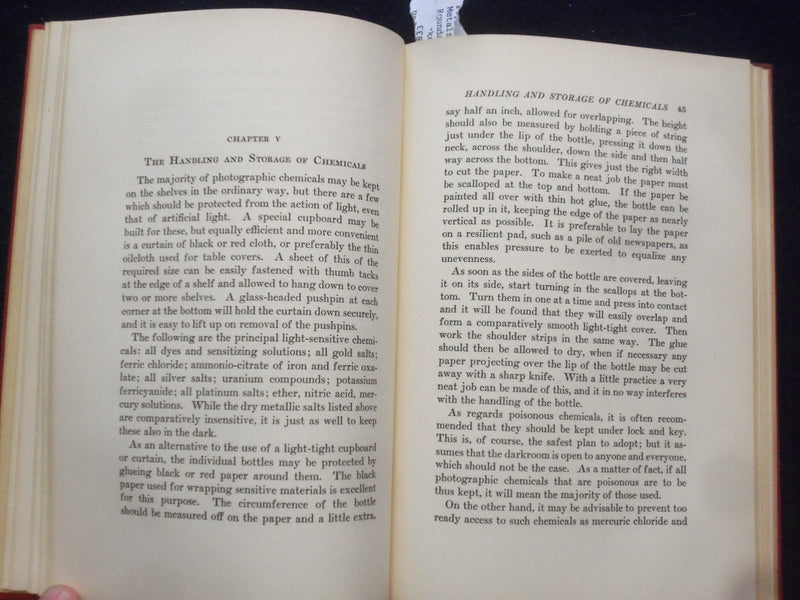 1933 THE PHOTOGRAPHIC DARKROOM HARDCOVER BOOK BY E.J. WALL - KD 8464