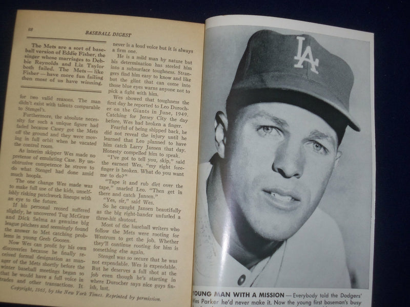 1966 FEBRUARY BASEBALL DIGEST MAGAZINE - WILLIE MAYS COVER - B 6752