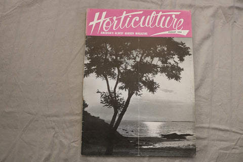 1952 AUGUST HORTICULTURE MAGAZINE - BEAUTIFUL SCENERY COVER - ST 1015D