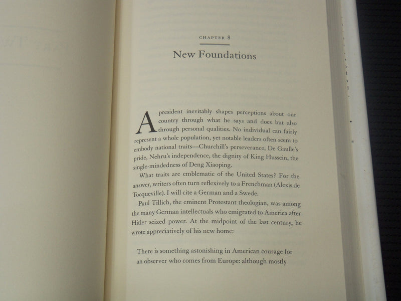 2008 MEMO TO THE PRESIDENT ELECT BOOK SIGNED BY MADELEINE ALBRIGHT - KD 2771D
