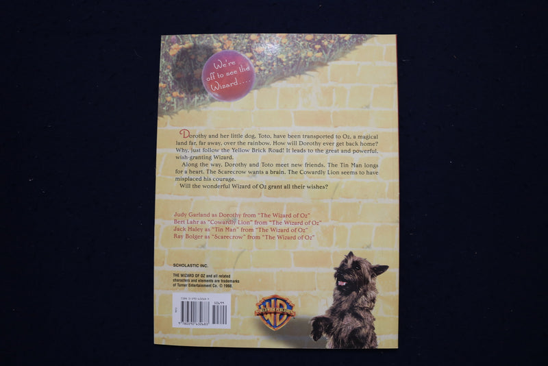 1998 DEC SCHOLASTIC MAGAZINE - THE WIZARD OF OZ MOVIE STORYBOOK COVER - E 18833
