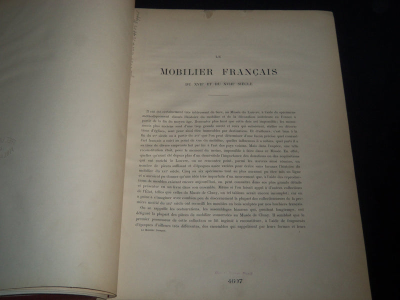 1900'S MUSEE DU LOUVRE LE MOBILIER FRANCAIS VOLUME BY EMILE MOLINIER - Z 47