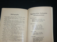 1957 THEY SIGNED FOR US BOOK BY SINCLAIR & MACARTHUR - AMERICAN FLAG - J 6086