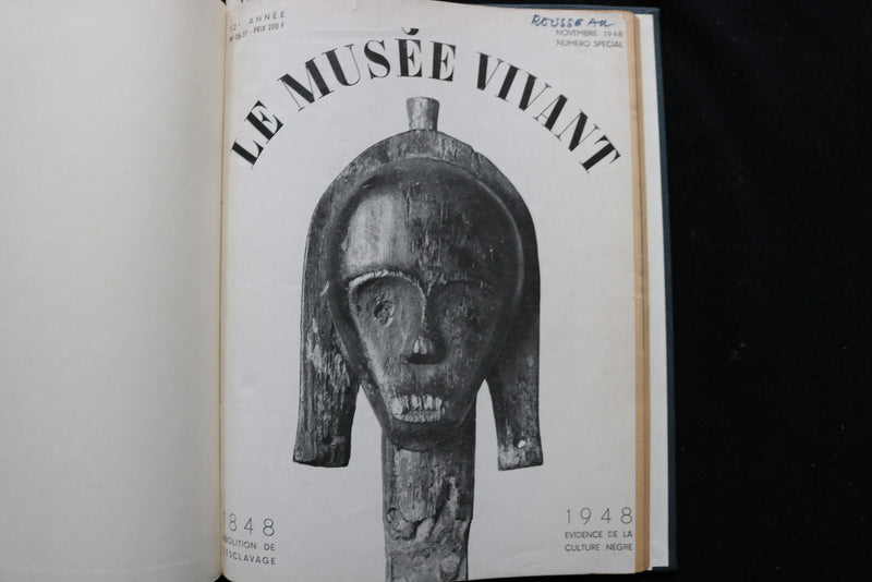 1948 NOVEMBRE LE MUSEE VIVANT HARDCOVER BOOK - FRENCH TEXT - KD 9771