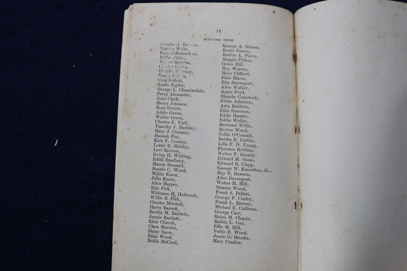 1886 TOWN OF UPTON SCHOOL COMMITTEE REPORT SOFTCOVER BOOK - K 803
