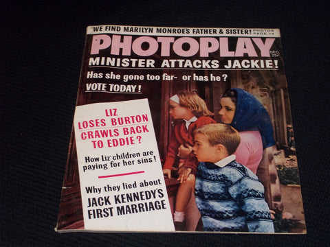 1962 DECEMBER PHOTOPLAY MAGAZINE - LIZ TAYLOR FRONT COVER - E 16741