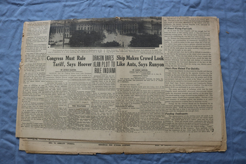 1928 OCT 16 CHICAGO HERALD EXAMINER NEWSPAPER -ZEPPELIN MOORED IN U.S. - NP 9225