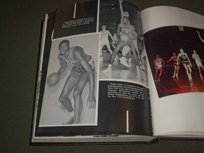1956 GALLEON SETON HALL UNIVERISTY YEARBOOK - SOUTH ORANGE NEW JERSEY - YB 1362