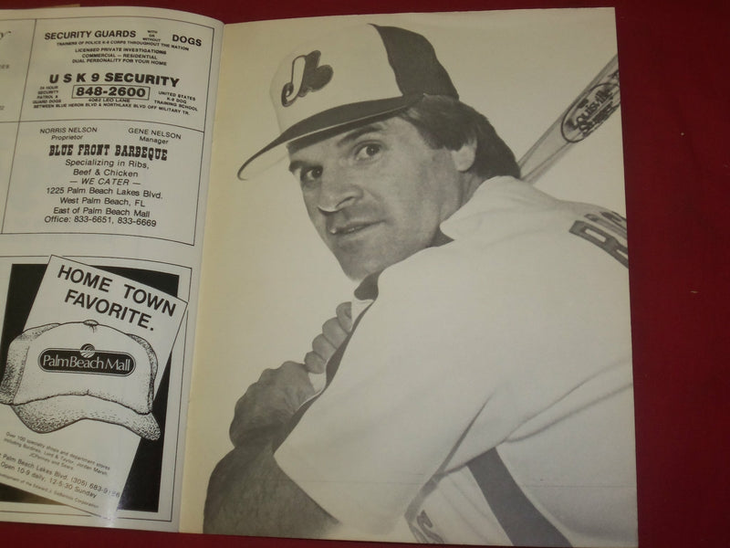 1984 MONTREAL EXPOS SPRING TRAINING YEARBOOK AND SCORECARD - J 4254