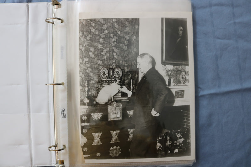 AUTHORS & WRITERS ORIGINAL NEWS PHOTOS ALBUM - CAMUS - URIS - 22 PHOTOS - #17