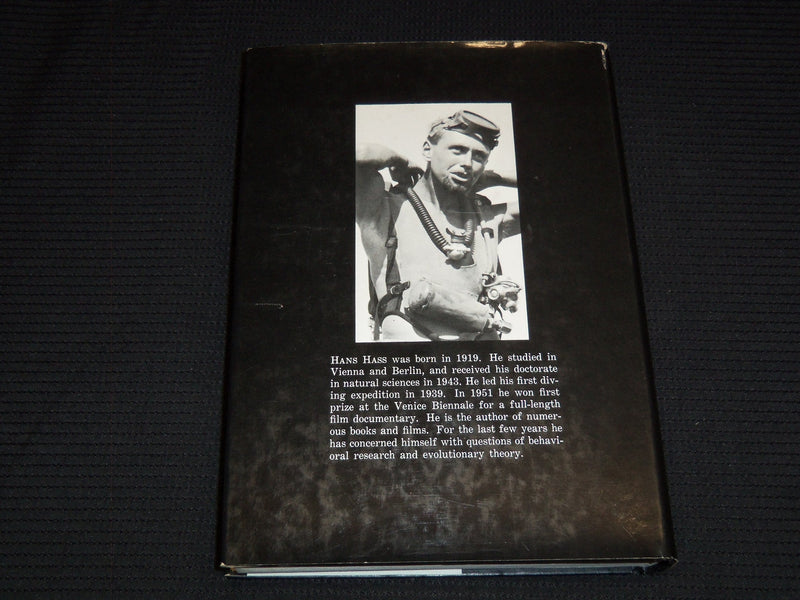 1975 MEN BENEATH THE SEA HARDCOVER BOOK BY HANS HASS - KD 7746