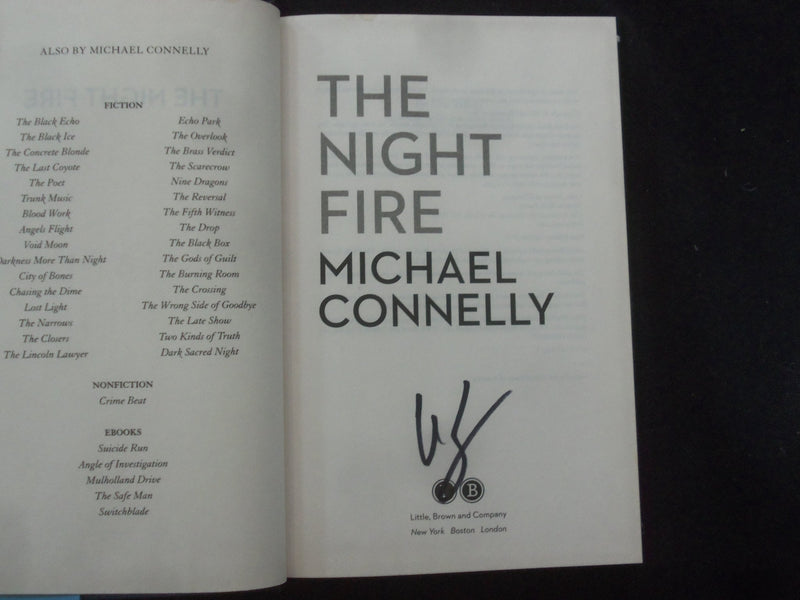 2019 THE NIGHT FIRE HARDCOVER BOOK BY MICHAEL CONNELLY - KD 9292