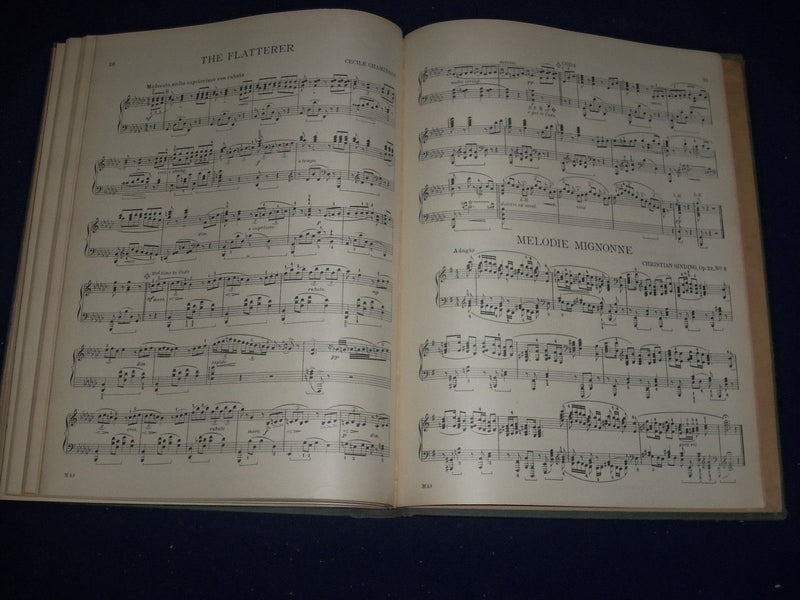 1925 JANUARY-DECEMBER THE MUSICIAN BOUND VOL NO. 30 - GREAT PHOTOS/ADS - KD 1766