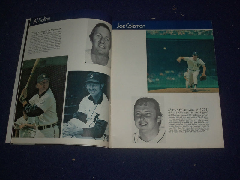 1974 DETROIT TIGERS YEARBOOK - ST 6506