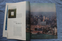 1957 AUGUST HOLIDAY MAGAZINE - THE REAL MICHIGAN - MARTHA'S VINEYARD - SP 4786Q