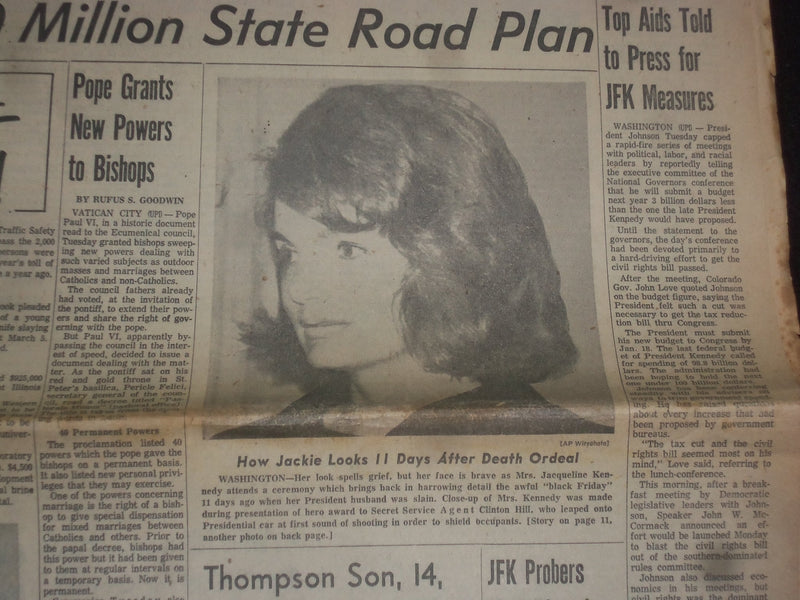 1963 DEC 4 CHICAGO'S AMERICAN NEWSPAPER - LBJ TO CUT BUDGET $3 BILLION - NP 8051