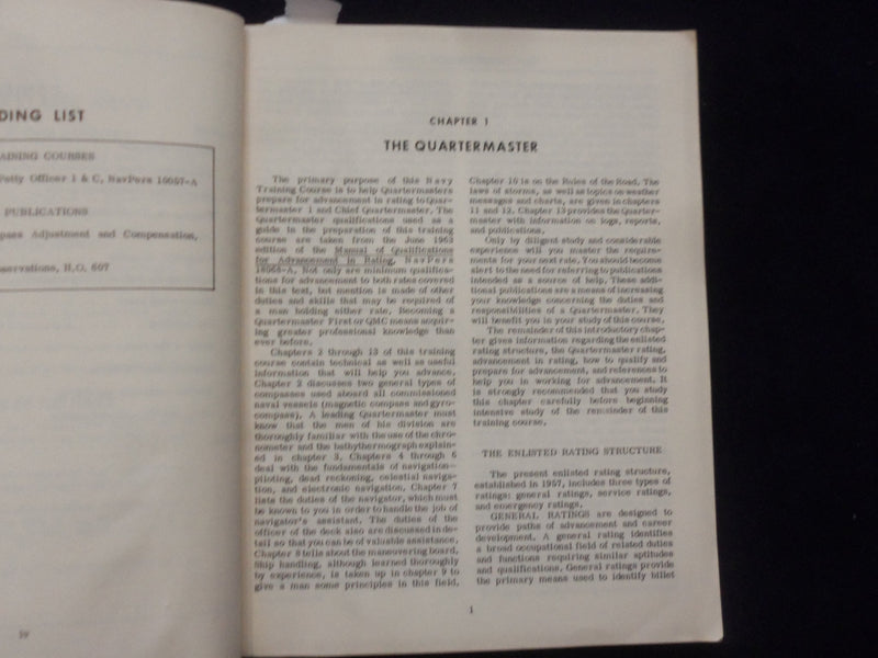 1964-1968 BUREAU OF NAVAL PERSONNEL TRAINING GUIDES BOOKS - LOT OF 3 - KD 8683