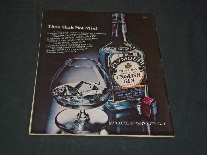 1975 JUNE 9 NEW YORK MAGAZINE - BLACK ON BLACK - SP 3843