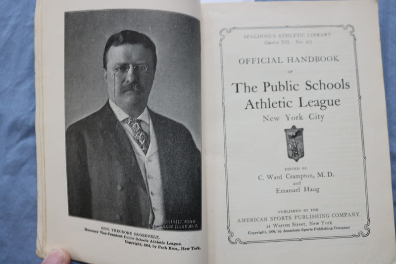 1909-10 SPALDING'S PUBLIC SCHOOLS ATHLETIC LEAGUE HANDBOOK - SOFTCOVER - K 3091
