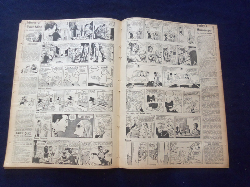 1965 NOV 1 BOSTON RECORD AMERICAN NEWSPAPER - NO. 27 DIES IN GANG WAR - NP 6319