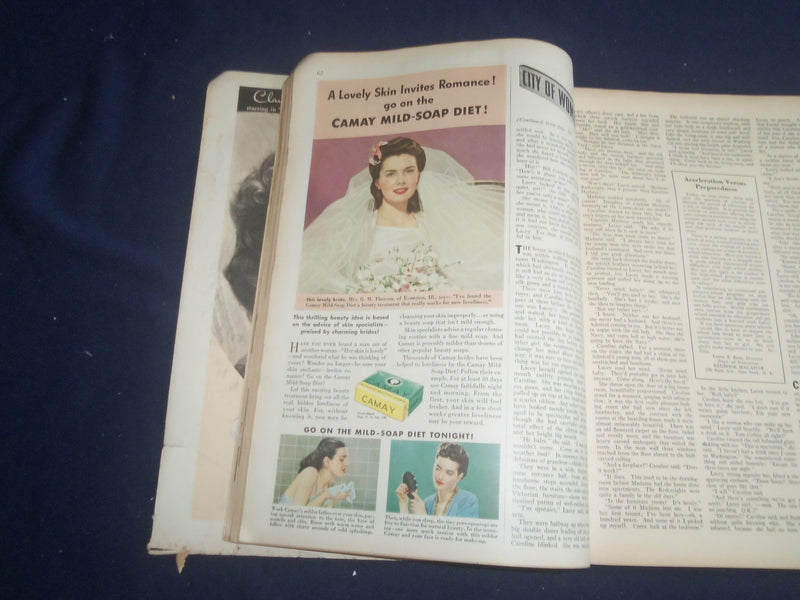 1942 AUGUST REDBOOK MAGAZINE - UNITED WE STAND - AMERICAN FLAG - SP 4796X
