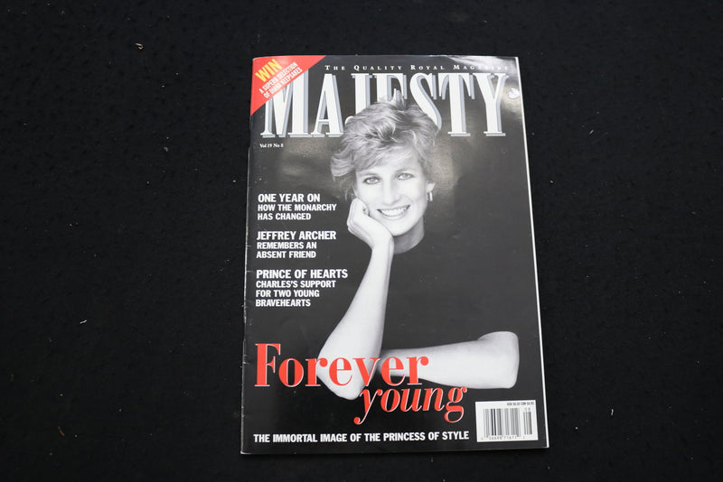1998 AUGUST MAJESTY MAGAZINE - PRICESS DIANA FOREVER YOUNG COVER - SP 4181N