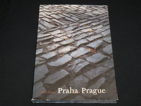 2004 PRAHA - PRAGUE HARDCOVER BOOK BY PAVEL STECHA - CZECH - R 715S