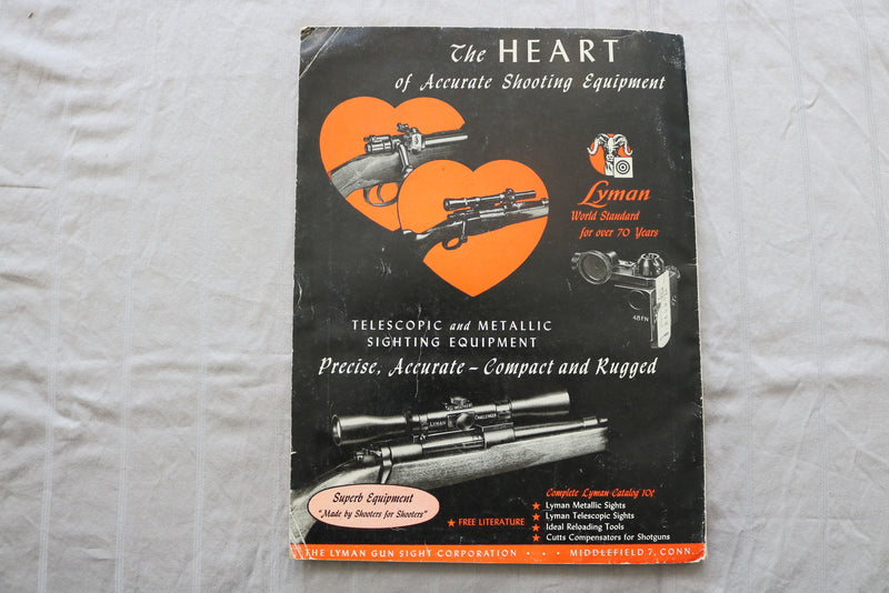 1951 HUNTING YEARBOOK MAGAZINE - DEER IN THE SIGHT COVER - ST 3400I