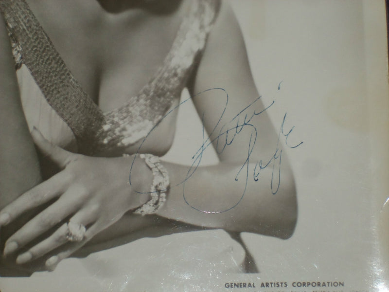 PATTI PAGE AUTOGRAPHED PHOTOGRAPH - J 6033