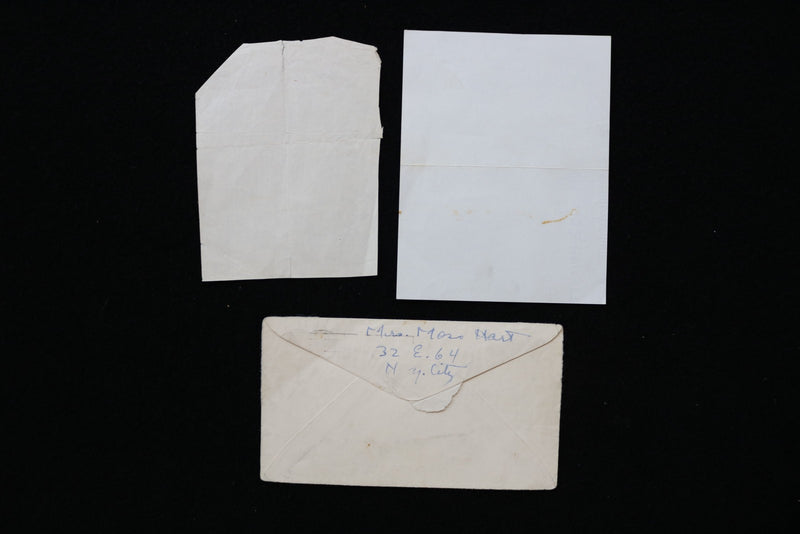1962 KITTY CARLISLE HART SIGNED NOTES & ENVELOPE - LOT OF 3 - K 2778