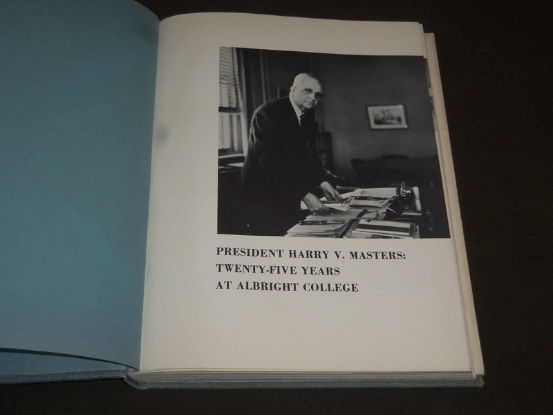 1963 THE CUE ALBRIGHT COLLEGE YEARBOOK - READING, PA - NICE PHOTOS - YB 980