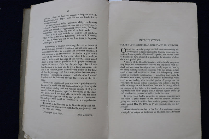 1934 BRUCELLA INFECTION IN SWINE SOFTCOVER BOOK BY AXEL THOMSEN -SIGNED - K 1462