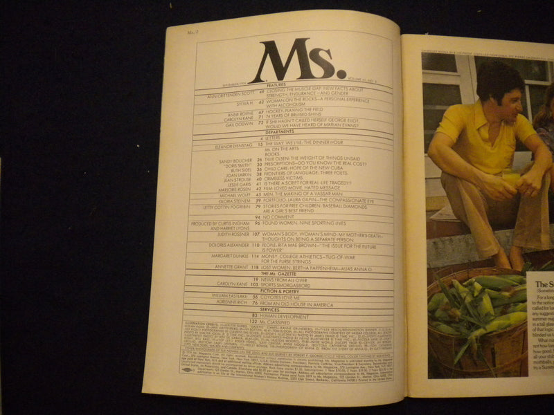 1974 SEPTEMBER MS. MAGAZINE - THE SPORTING LIFE: TENNIS, CYCLING, HOCKEY- B 639F