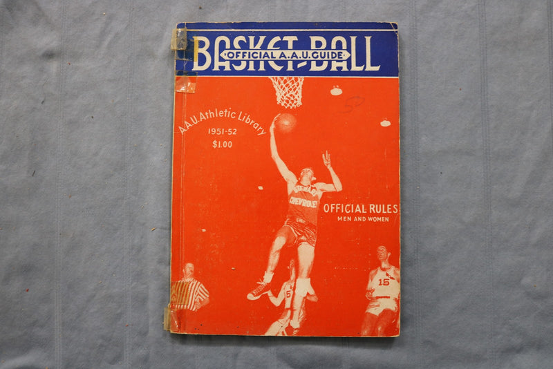 1950-1952 AAU BASKETBALL GUIDES - LOT OF 2 - O 3844