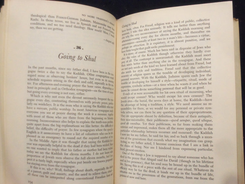 1973 THE JEWS OF MODERNITY HARDCOVER BOOK BY MILTON HIMMELFARB - KD 8295
