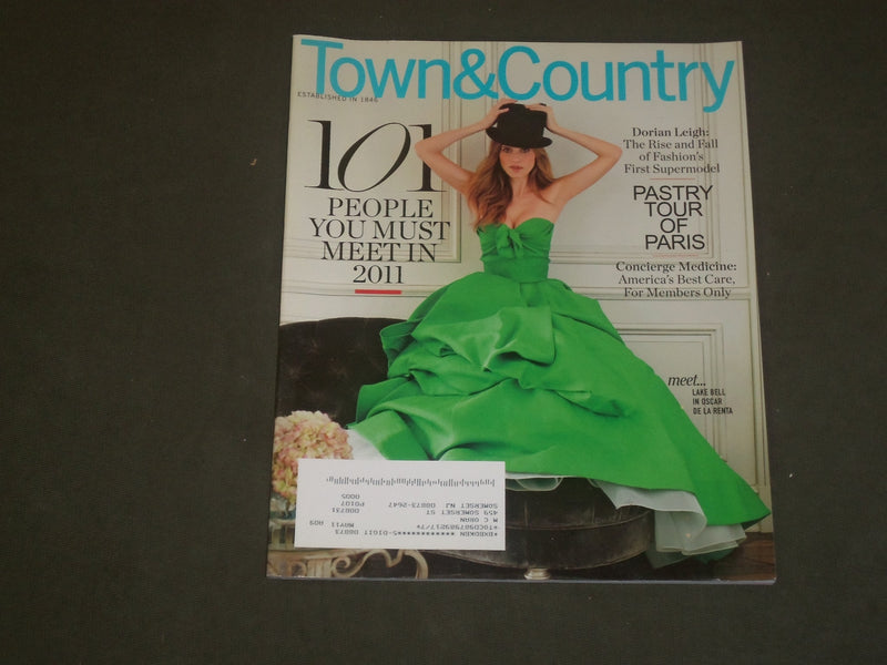 2011 JANUARY TOWN & COUNTRY MAGAZINE - LAKE BELL COVER - B 2361