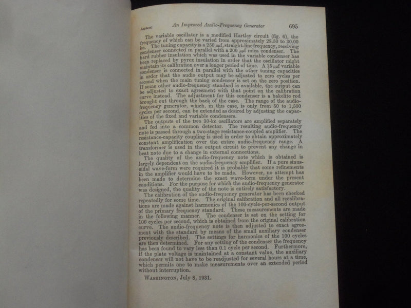 1931 AN IMPROVED AUDIO-FREQUENCY GENERATOR SOFTCOVER BOOK - E.G LAPHAM - J 9831