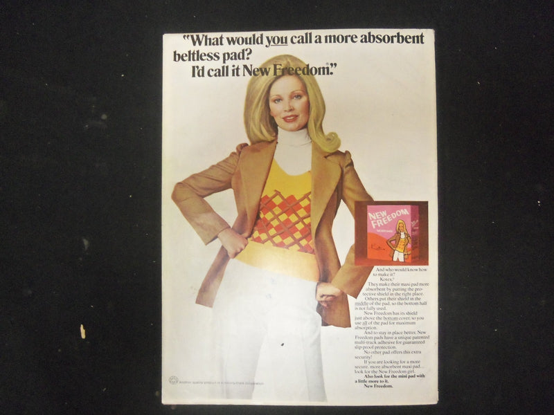 1975 MAY GOOD HOUSEKEEPING MAGAZINE - CAROLINE KENNEDY COVER - ST 4580