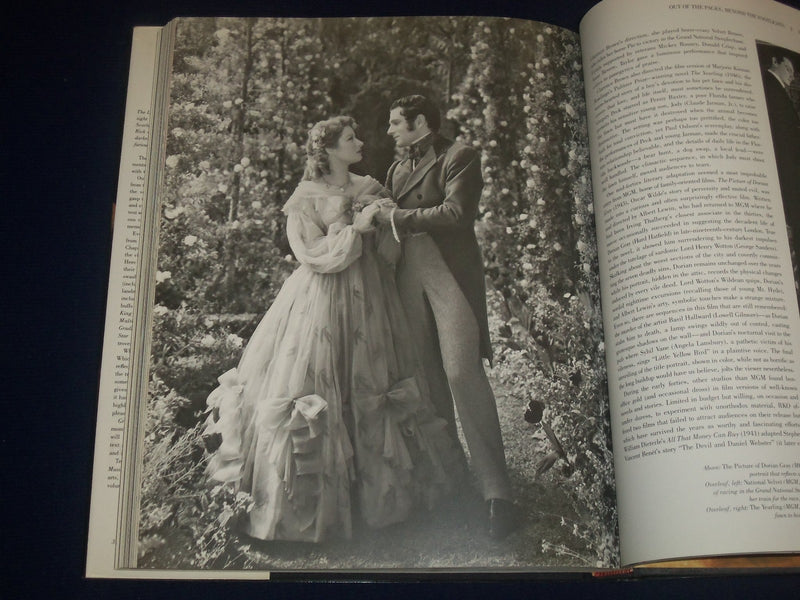 1983 GREAT HOLLYWOOD MOVIES BOOK BY TED SENNETT - NICE PHOTOS - KD 1668