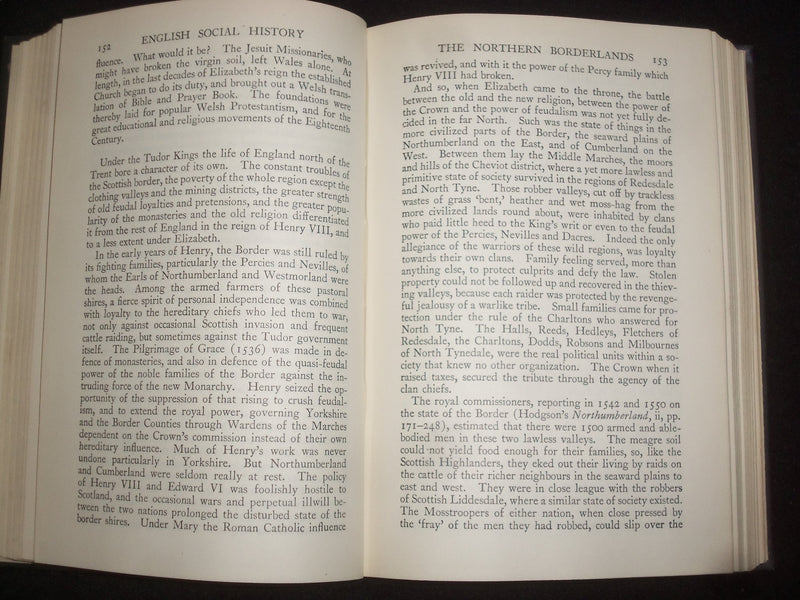 1946 ENGLISH SOCIAL HISTORY HARDCOVER BOOK BY G.M. TREVELYAN - KD 9205