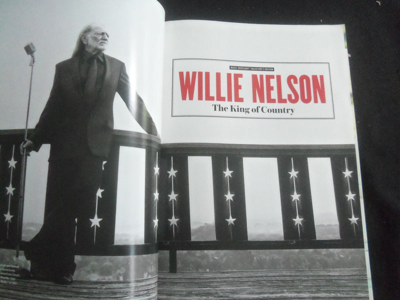 2021 MUSIC SPOTLIGHT COLLECTOR'S EDITION MAGAZINE - WILLIE NELSON - B 4077B