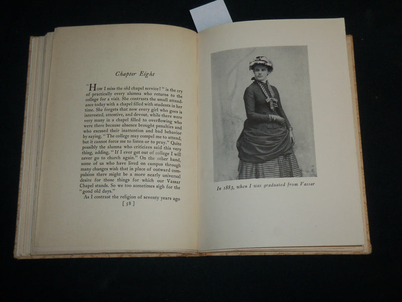 1940 MEMORIES OF A CHILD OF VASSAR BOOK BY CORNELIA RAYMOND - KD 6701