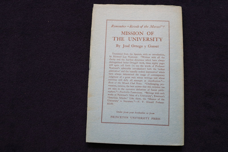 1945 SPRING THE SEWANEE REVIEW SOFTCOVER BOOK - DYLAN THOMAS - K 742
