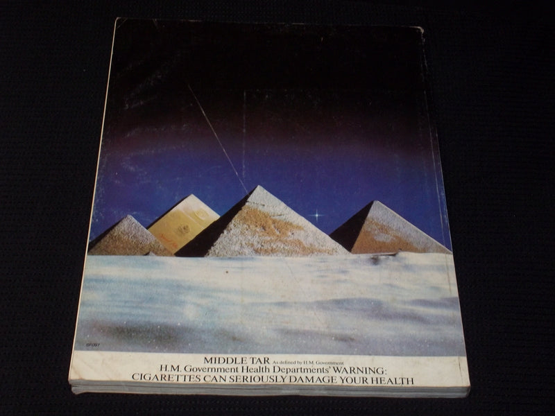 1980 DECEMBER HARPERS & QUEEN MAGAZINE - NICE FASHION FRONT COVER - E 5626
